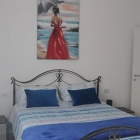 Elyssjr Apartament Rho